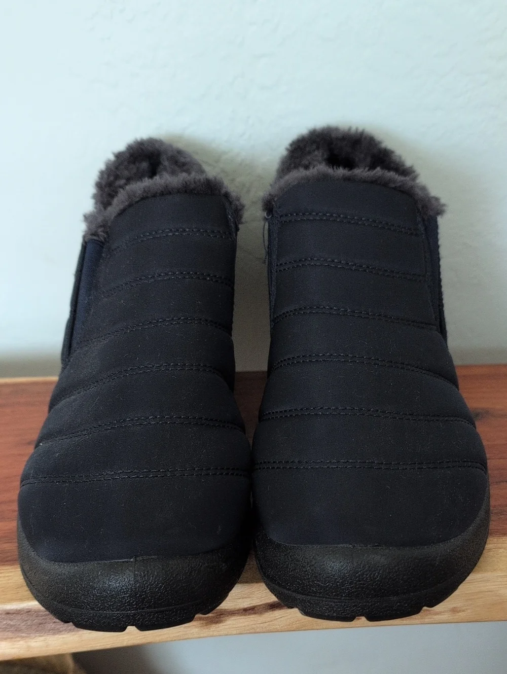 Eagsouni Pull On Snow Boots Size 41 Waterproof